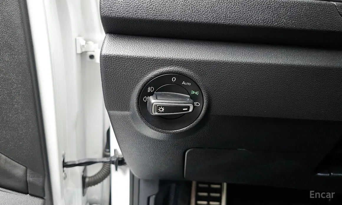 Фото 17 - Volkswagen T-Roc