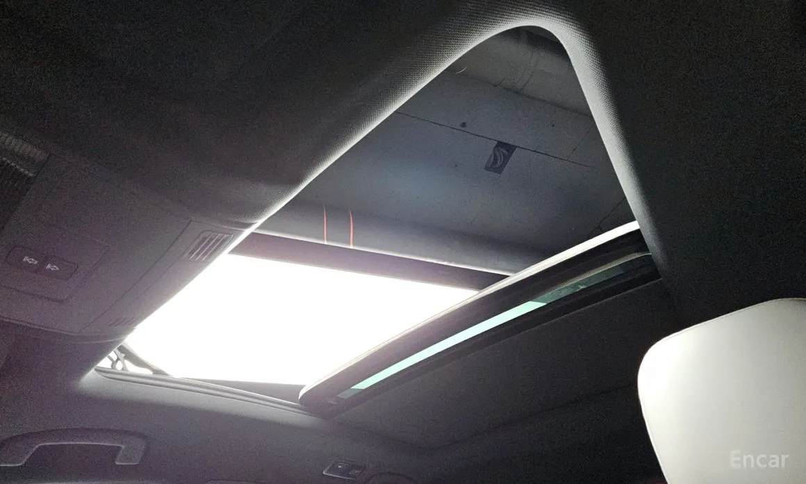 Фото 19 - Volkswagen T-Roc