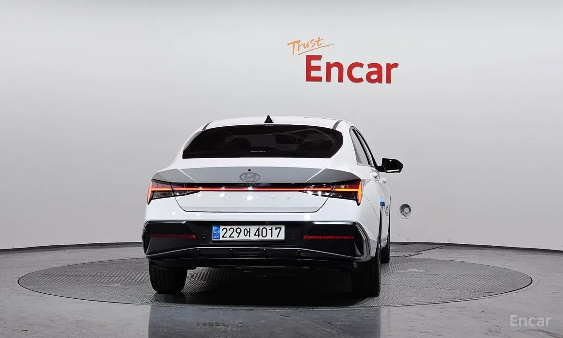 Фото 4 - Hyundai Avante