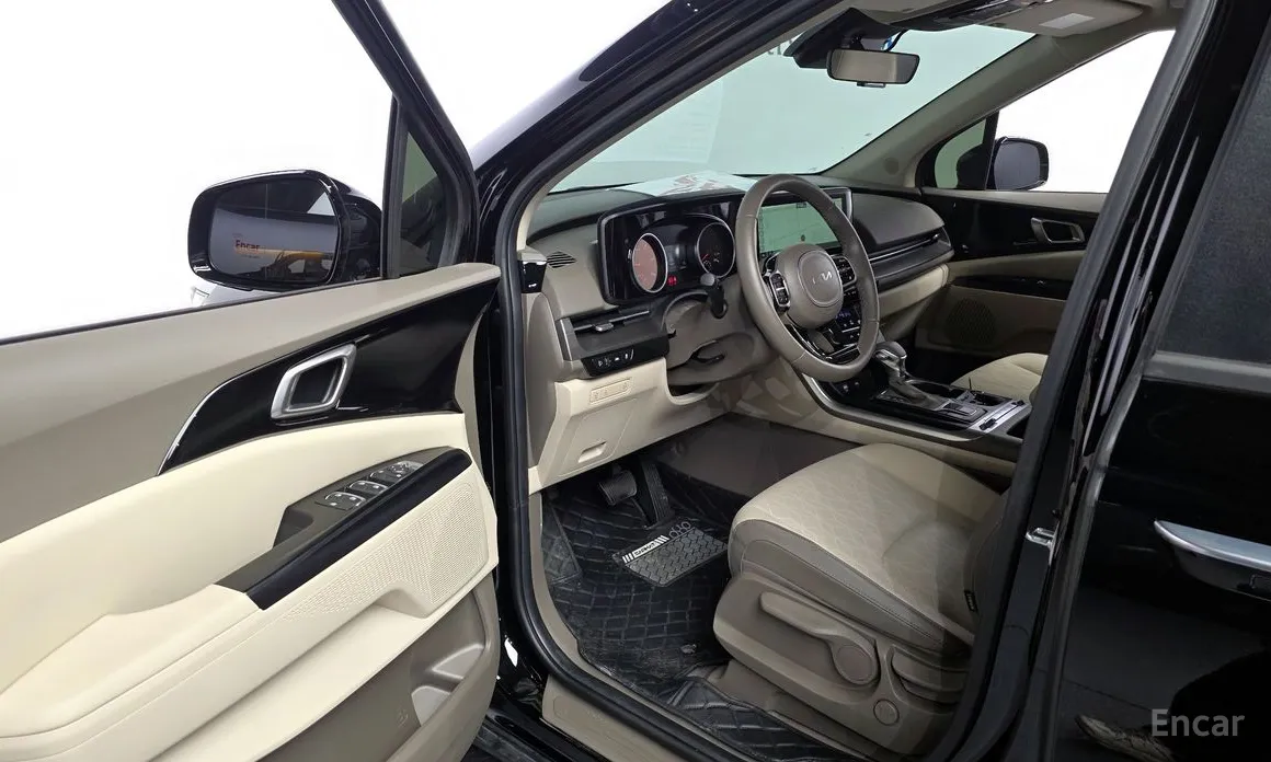 Фото 10 - Kia Carnival