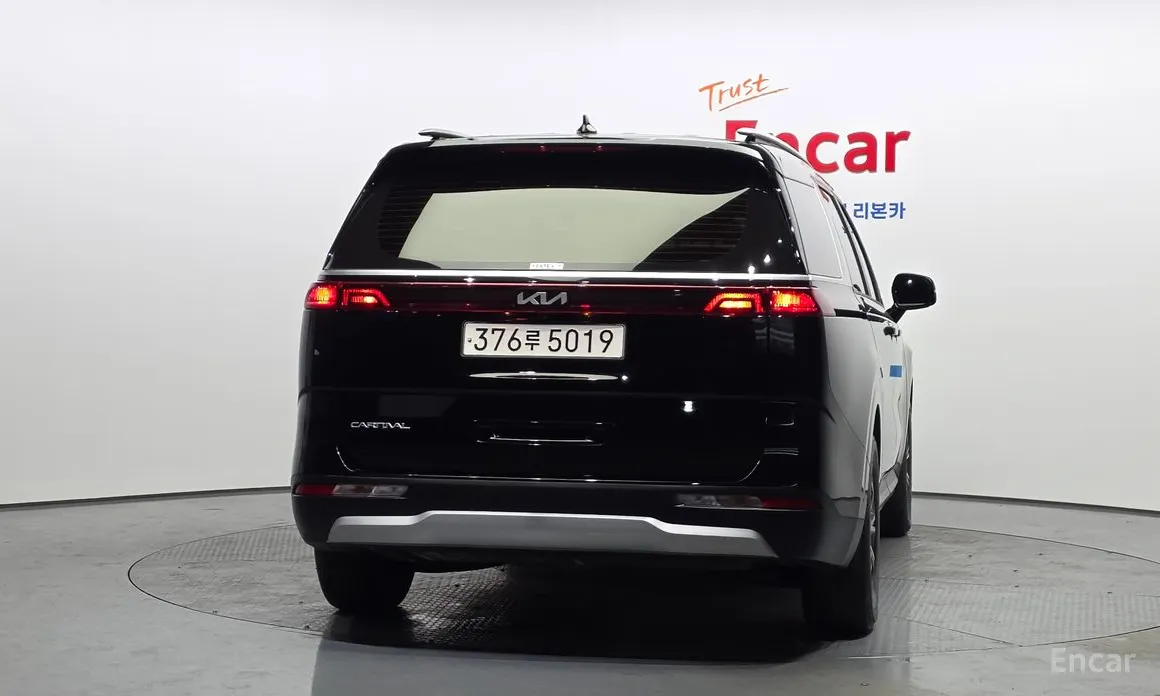 Фото 4 - Kia Carnival