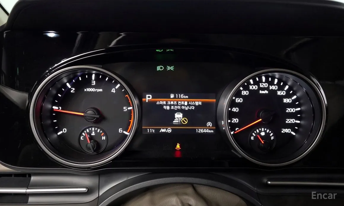 Фото 8 - Kia Carnival