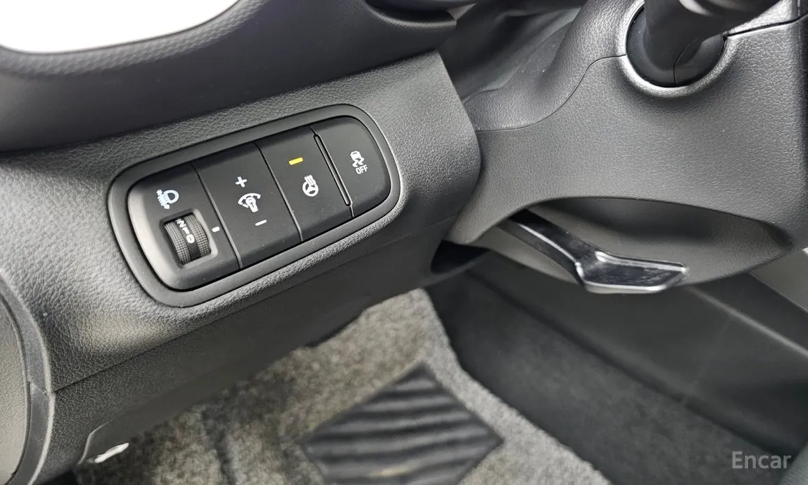 Фото 14 - Hyundai Venue