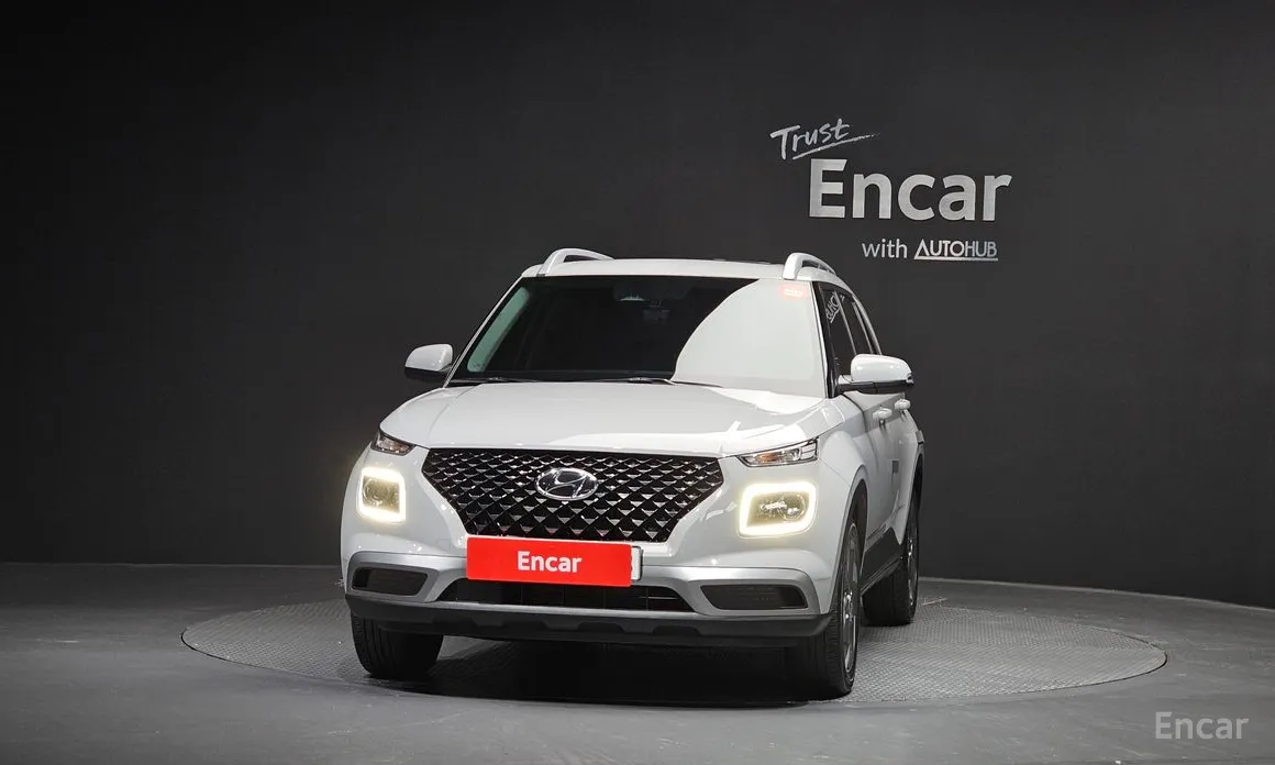 Фото 3 - Hyundai Venue