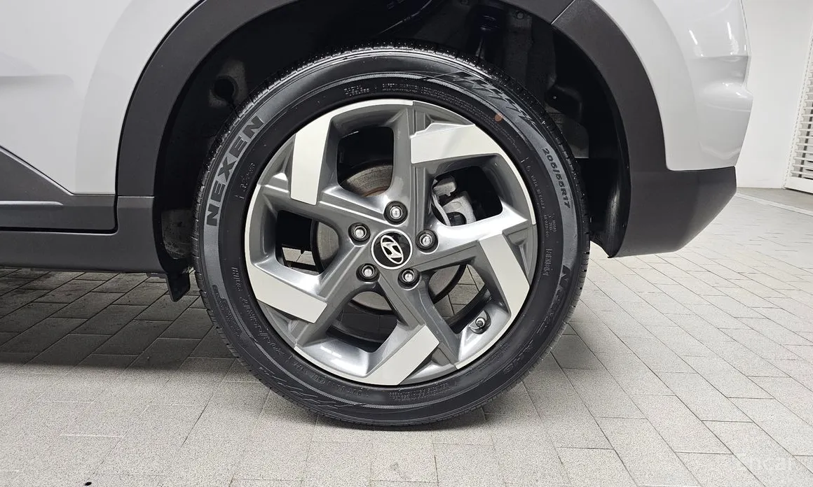 Фото 5 - Hyundai Venue