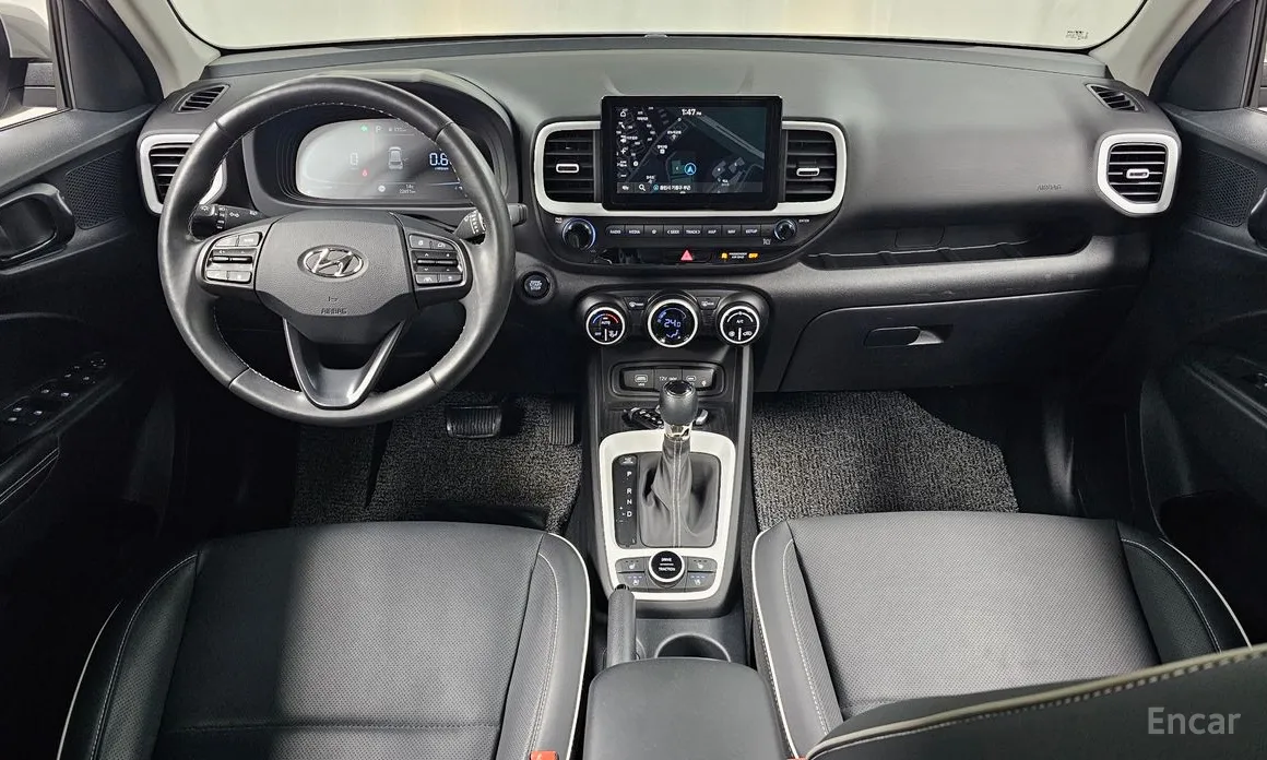 Фото 7 - Hyundai Venue