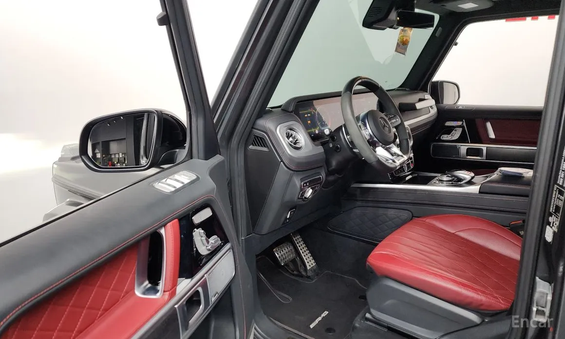 Фото 10 - Mercedes-Benz G-Class