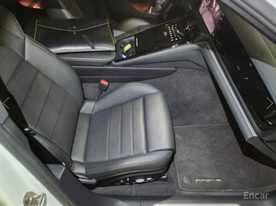 Фото 11 - Porsche Panamera