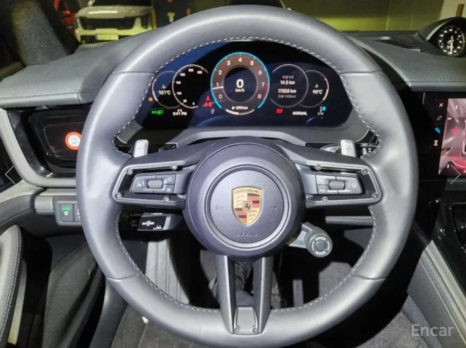 Фото 15 - Porsche Panamera