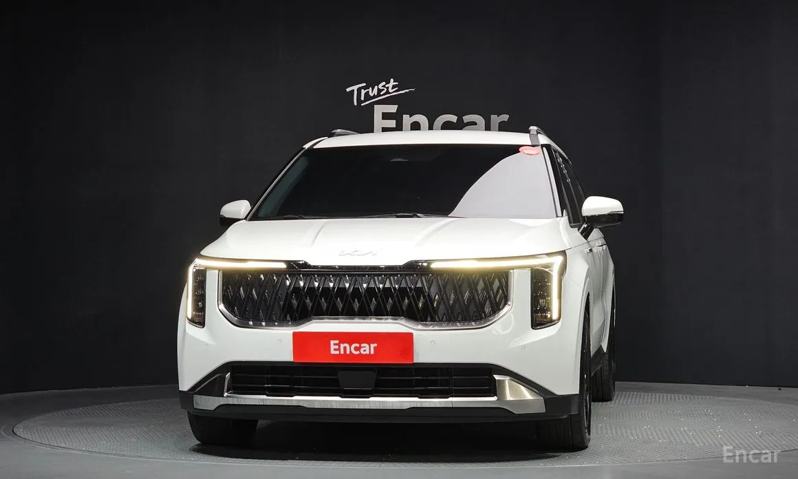 Photo 3 - Kia Carnival