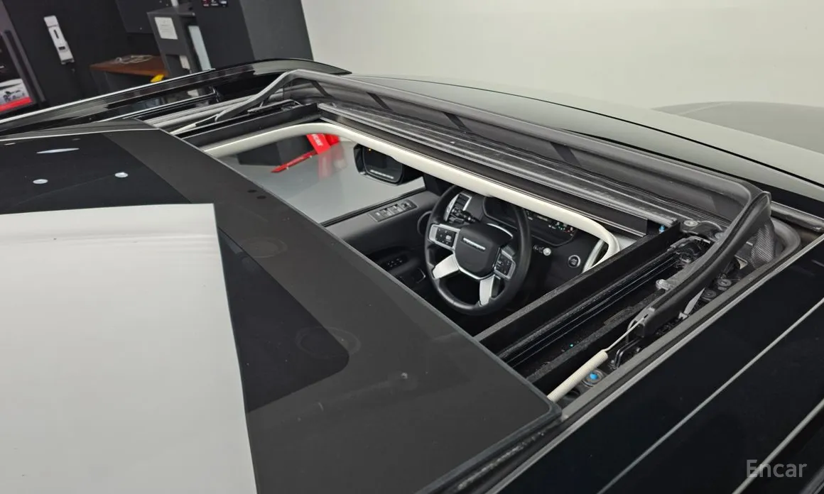 Фото 19 - Land Rover Discovery