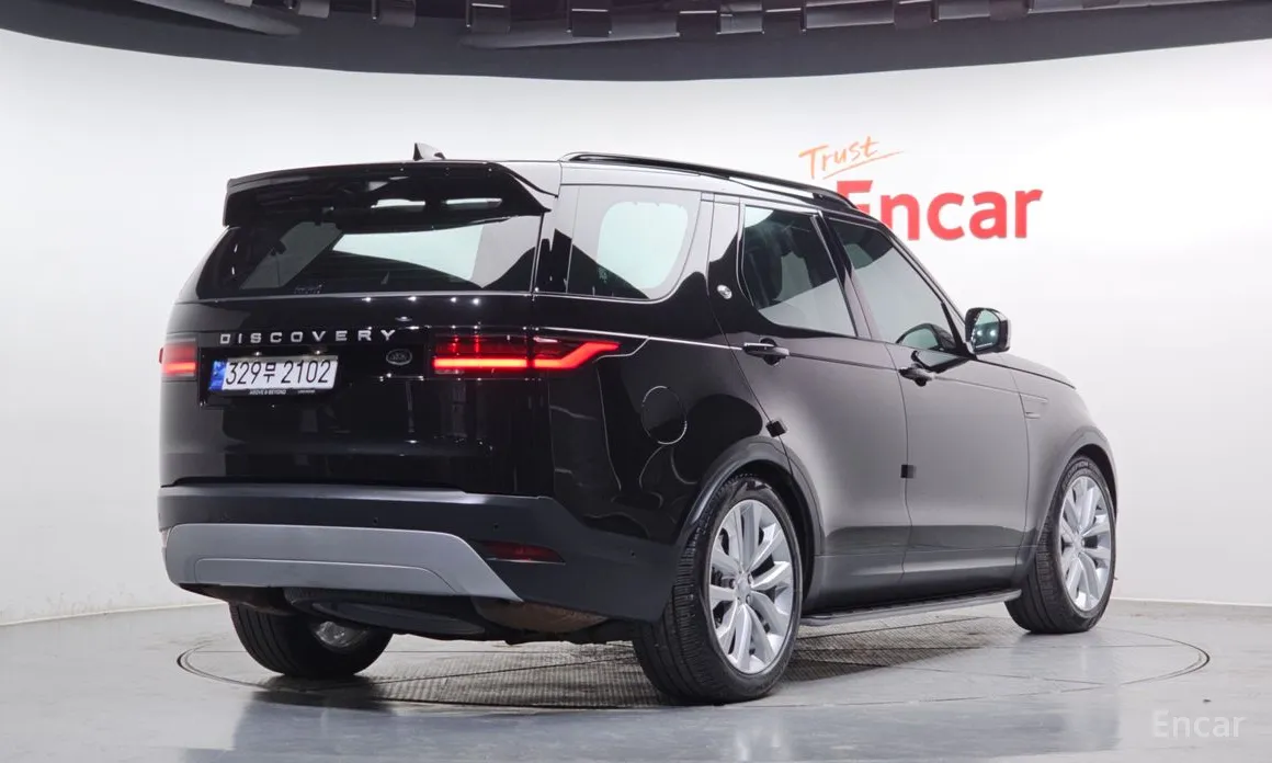 Фото 2 - Land Rover Discovery