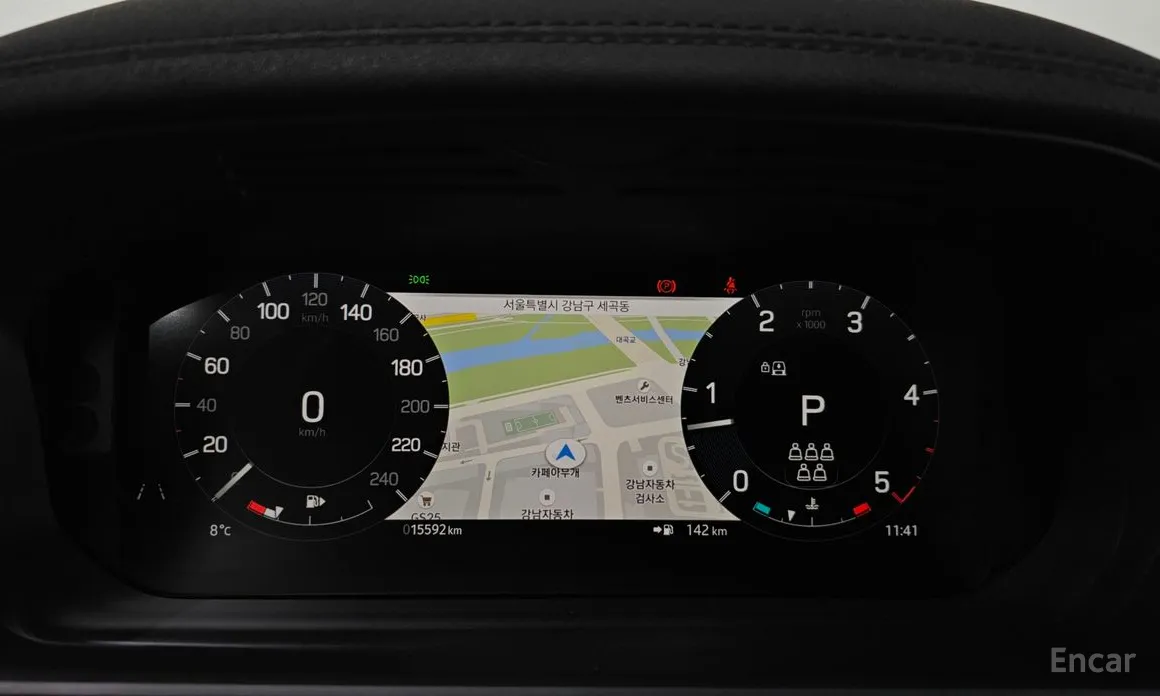 Фото 8 - Land Rover Discovery