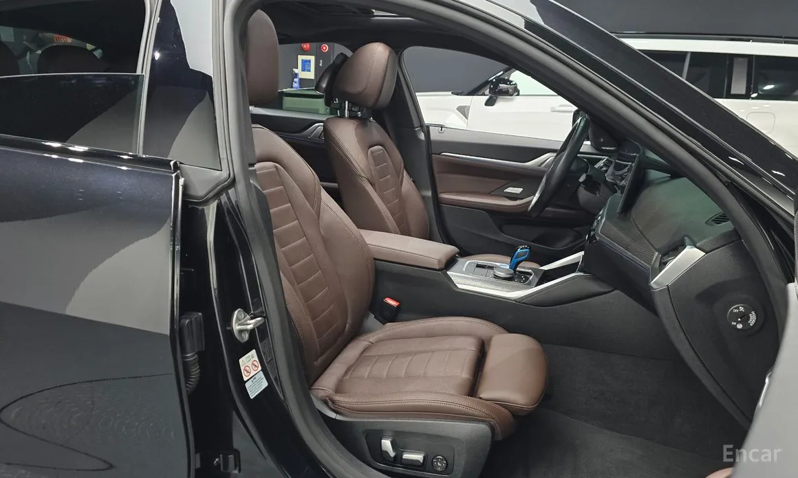 Фото 10 - BMW i4