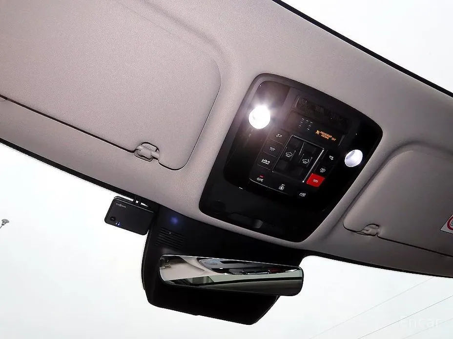 Фото 14 - Kia Carnival