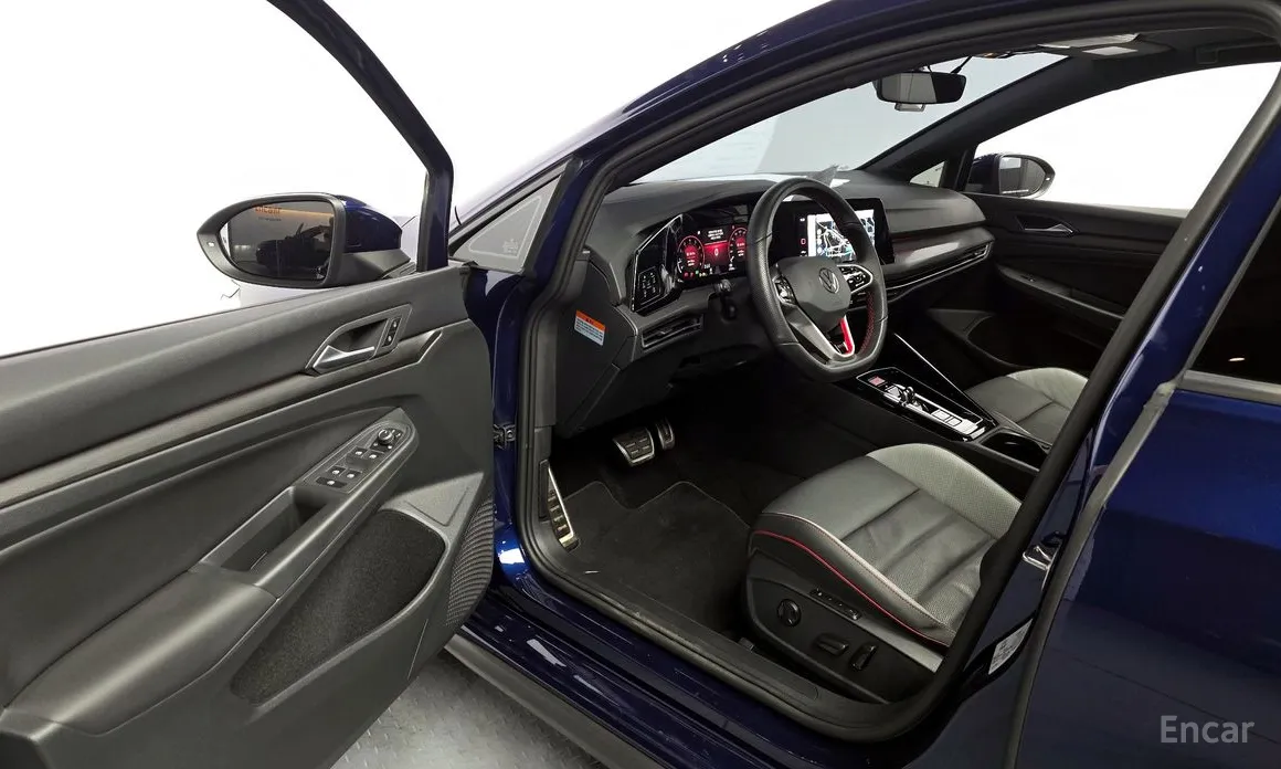 Photo 10 - Volkswagen Golf