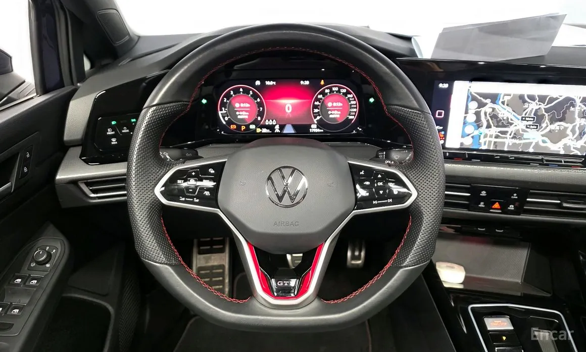 Photo 13 - Volkswagen Golf