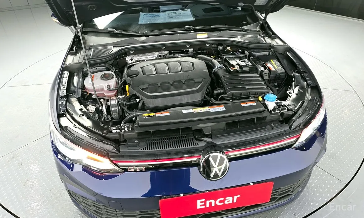 Photo 6 - Volkswagen Golf