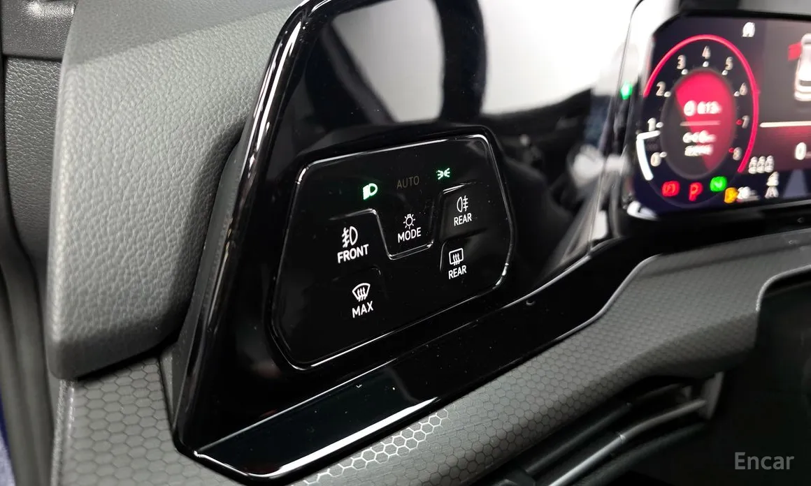 Photo 9 - Volkswagen Golf