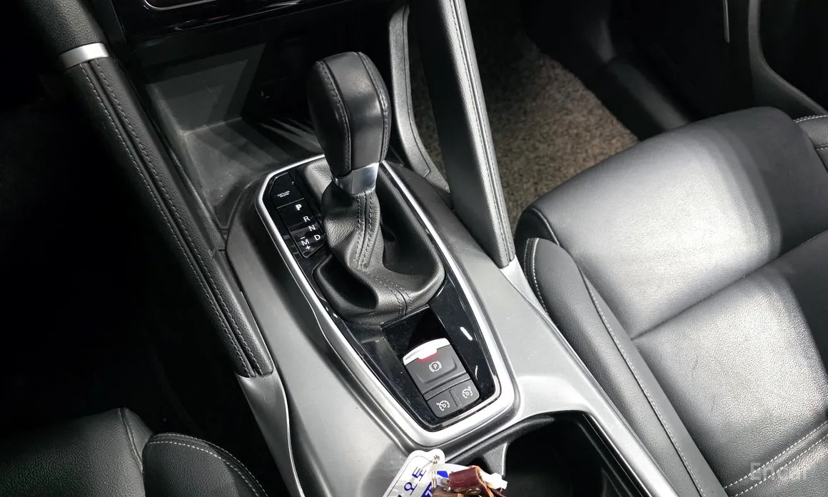 Фото 9 - Renault QM6