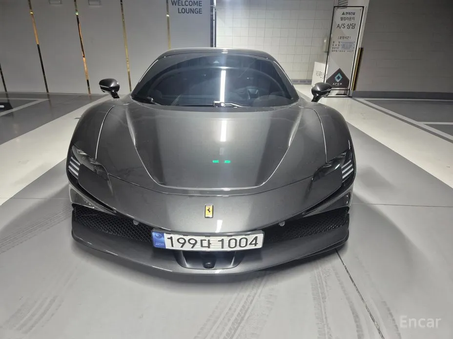 Фото 3 - Ferrari SF90