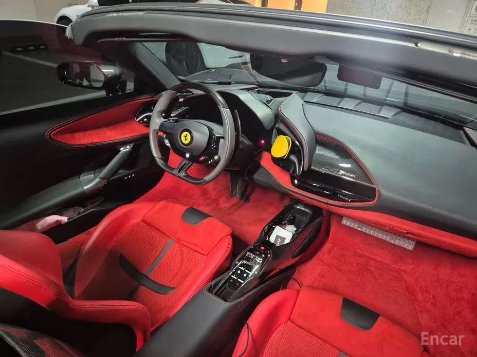 Фото 9 - Ferrari SF90