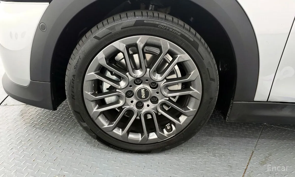 Фото 5 - Mini Cooper