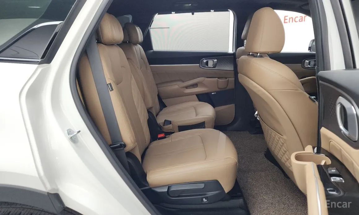 Фото 12 - Kia Sorento