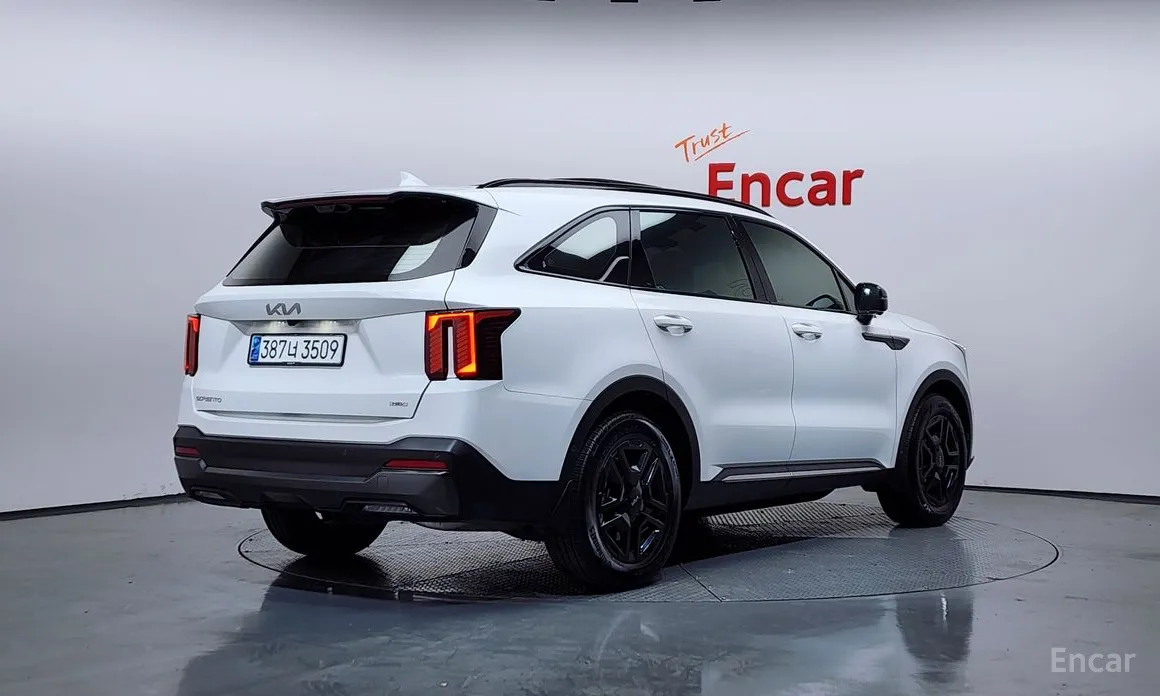 Фото 2 - Kia Sorento