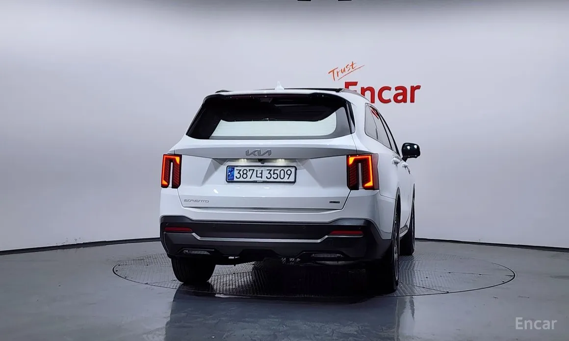 Фото 4 - Kia Sorento