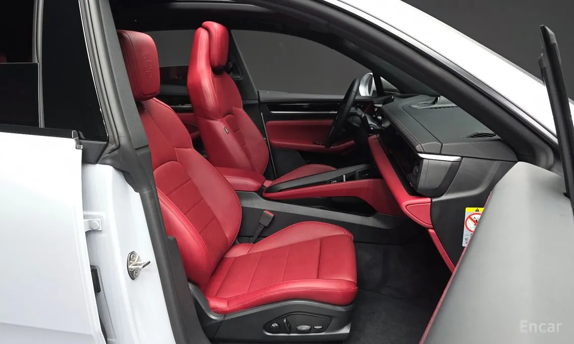 Фото 11 - Porsche Macan