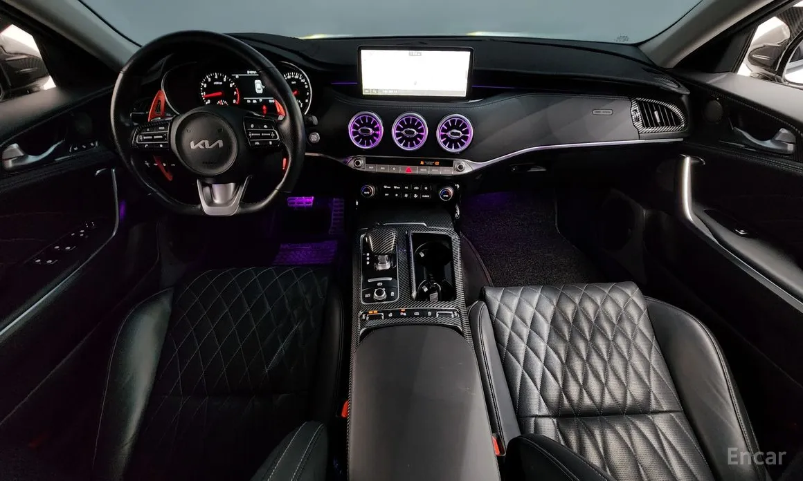 Фото 7 - Kia Stinger