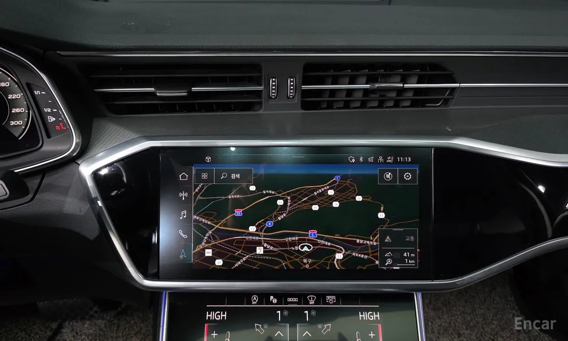 Фото 15 - Audi A6