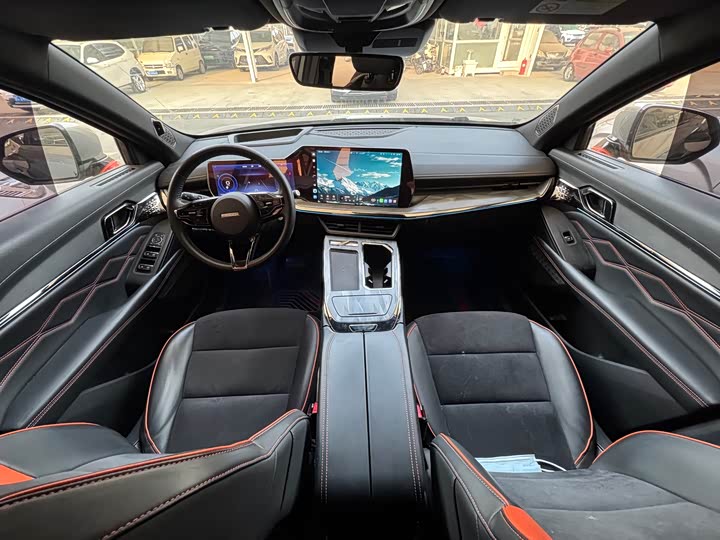 Photo 8 - Haval F7 (Monster)