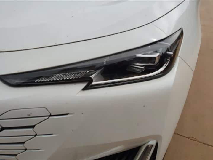 Фото 5 - Changan UNI-K