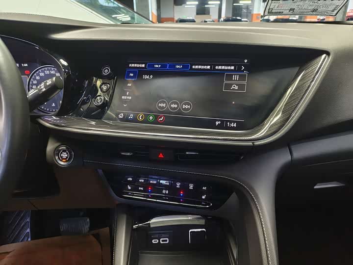 Фото 9 - Buick Envision Plus