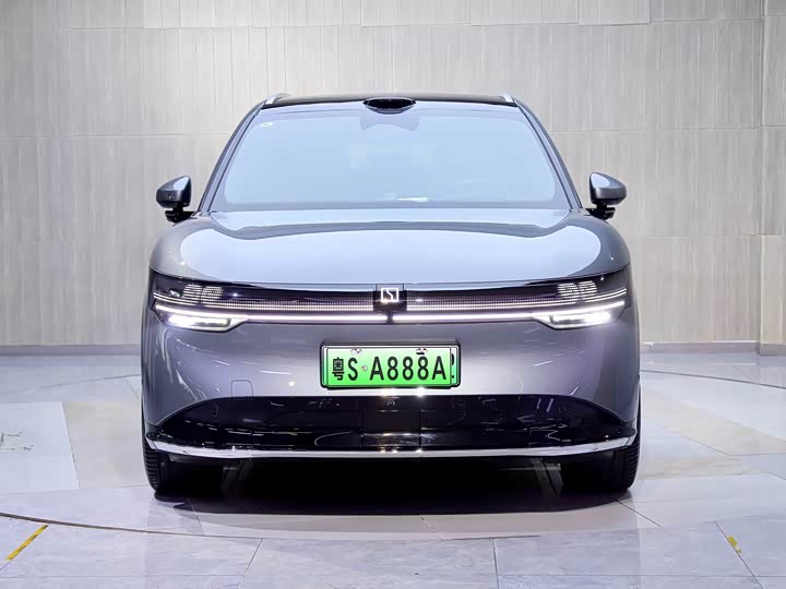 Фото 2 - Zeekr 7X