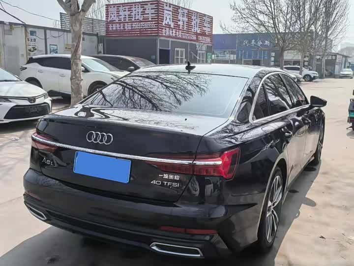 Фото 9 - Audi A6L