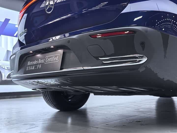 Фото 8 - Mercedes-Benz EQB