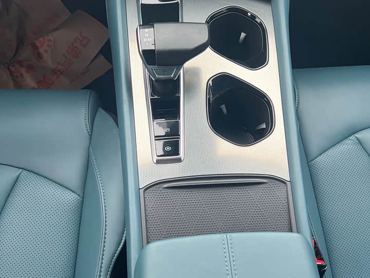 Фото 8 - MG Motor 7