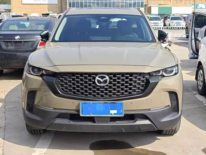 Photo 2 - Mazda CX-50