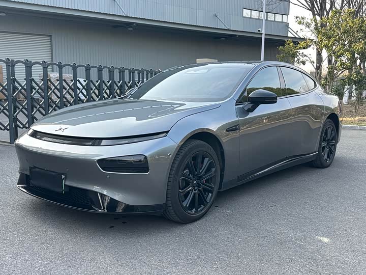 Фото 1 - XPeng P7