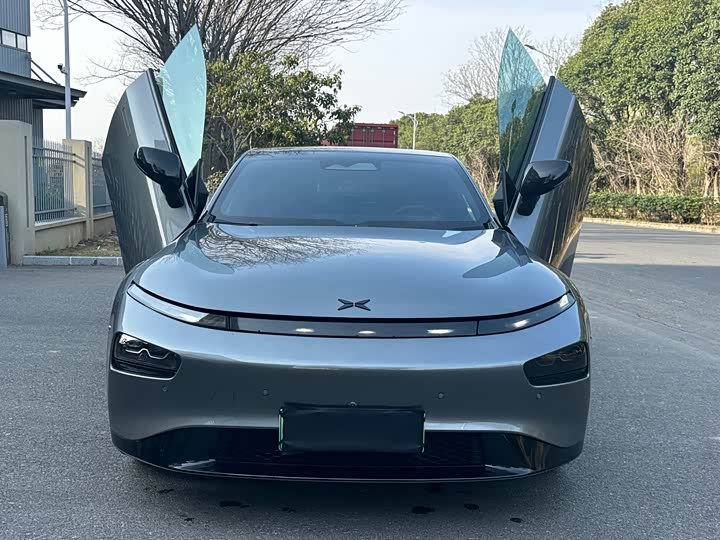 Фото 9 - XPeng P7