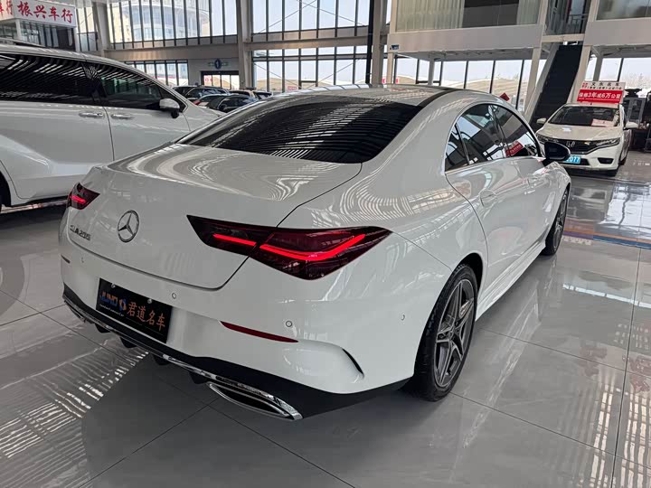 Фото 4 - Mercedes-Benz CLA-Class