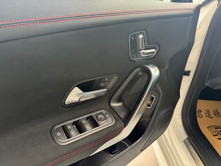 Фото 7 - Mercedes-Benz CLA-Class