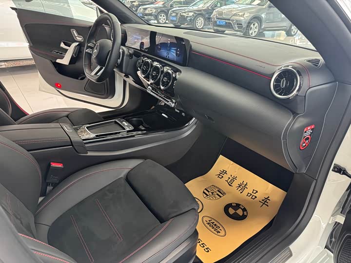 Фото 9 - Mercedes-Benz CLA-Class