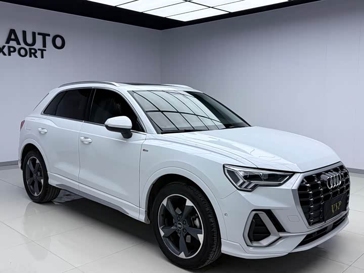 Фото 3 - Audi Q3
