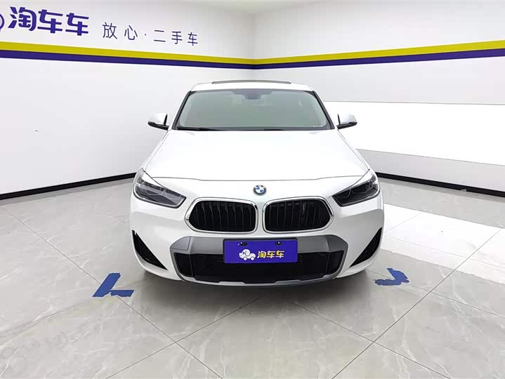 Фото 2 - BMW X2