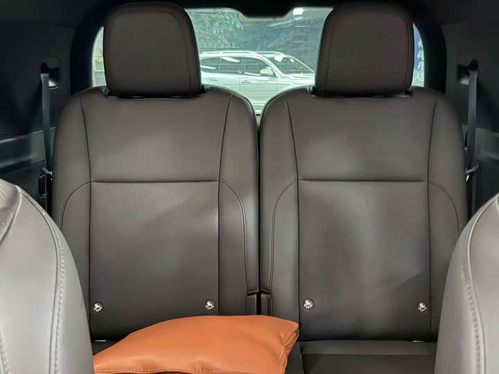 Фото 9 - LiXiang L9