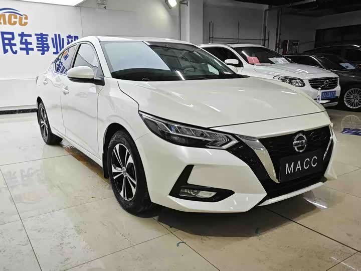 Фото 3 - Nissan Sylphy